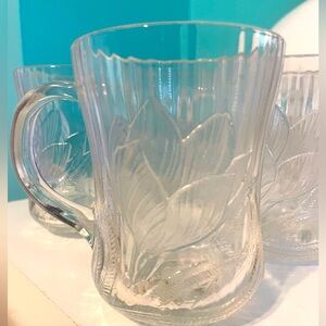 Set of 6 crocus tea/coffee mugs